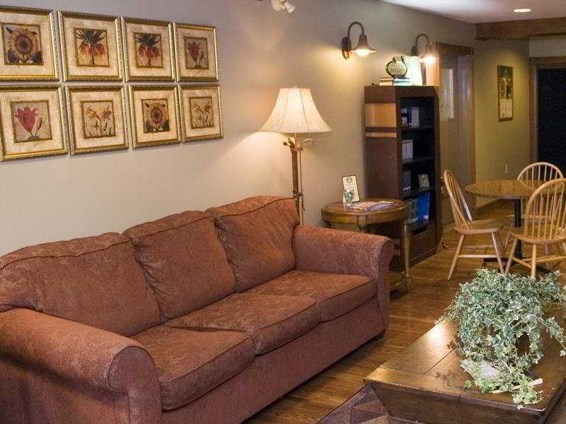 Travelodge Suites By Wyndham Moncton Habitación foto